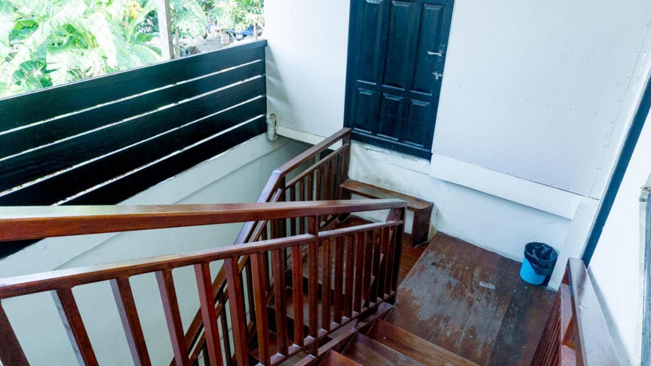 Hotel Reddoorz Near Sentani Airport Jayapura Exterior foto